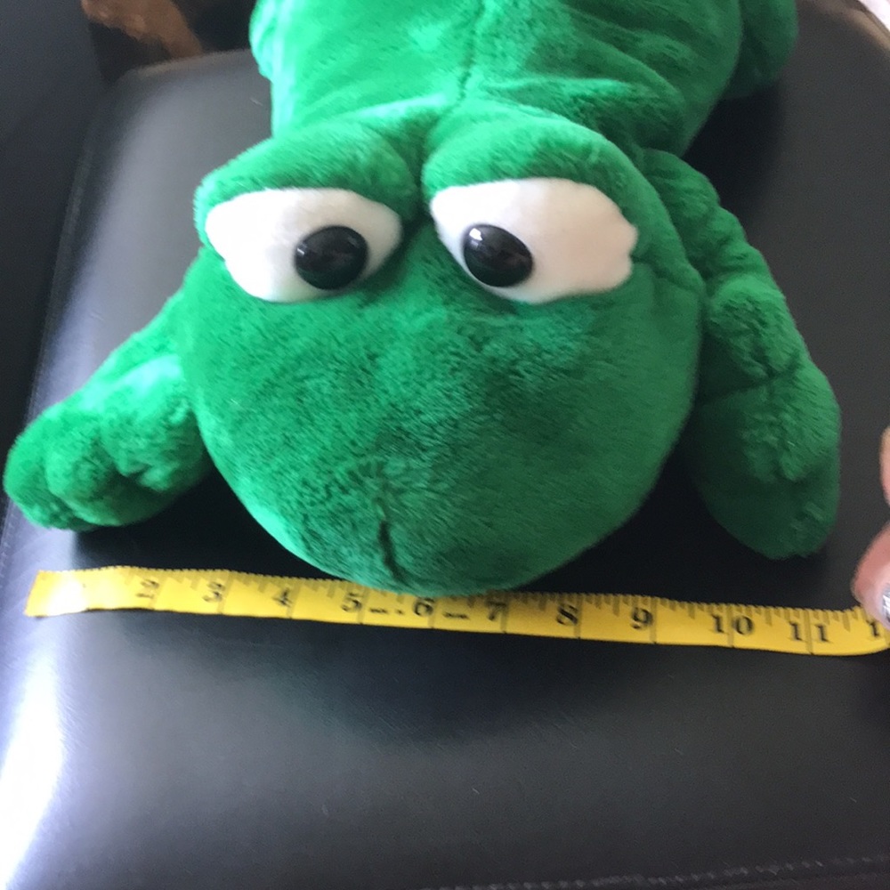 Bundle 3 for $10 fun big eyed green frog in EUC. - Picture 10 of 10